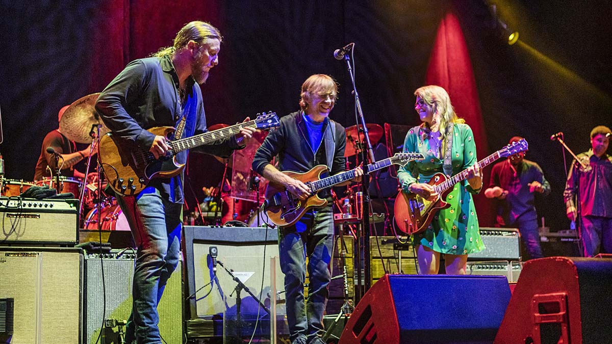 Tedeschi Trucks Band Featuring Trey Anastasio Layla Revisited Live At Lockn Review 