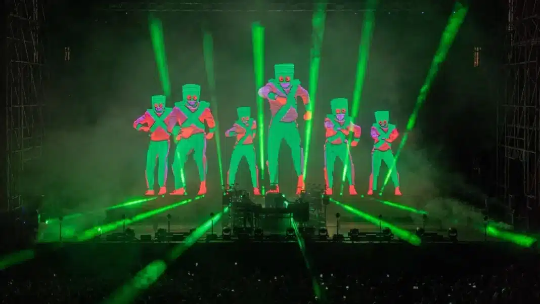 The Chemical Brothers live