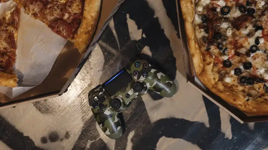 Pizza and game controller