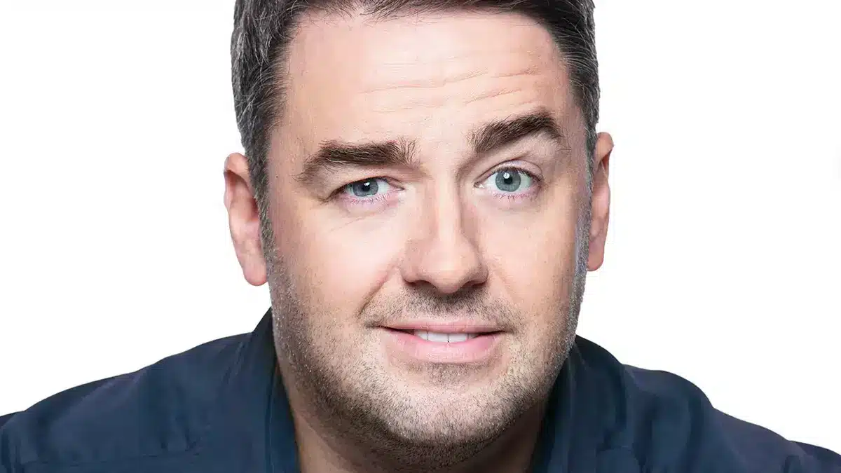 Jason Manford Announces 2024/5 'A Manford All Seasons' Tour ...