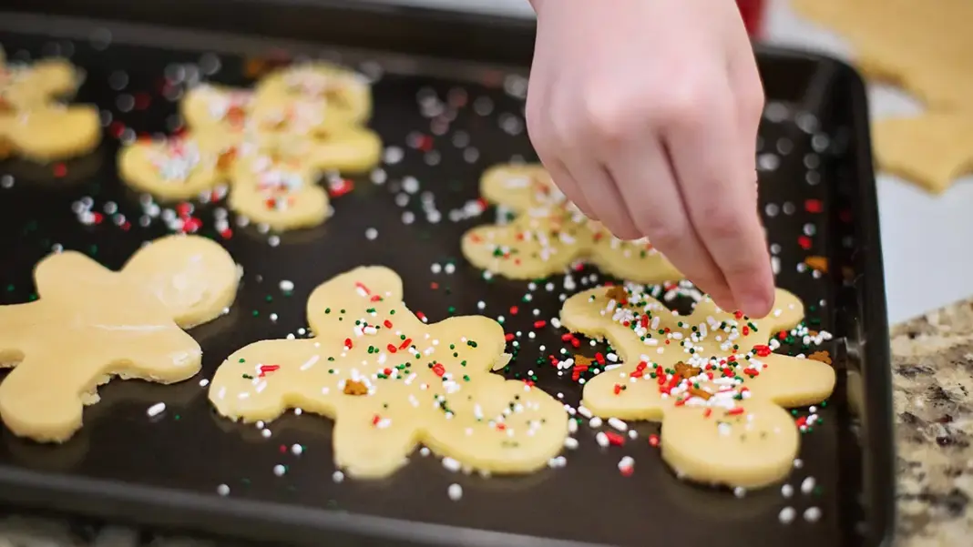Baking essentials - baking cookies